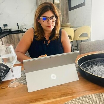 Photo de Sylvia Martins-Pires, conseillère immobilier Safti