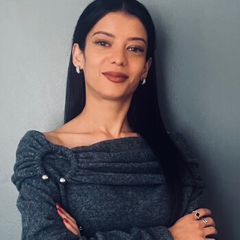 Bouchra Mekhloufi - Paris 16e Arrondissement - 75016 – Conseiller SAFTI