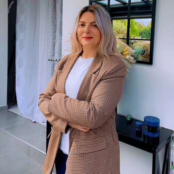 Photo de Linda Devin, conseillère immobilier Safti