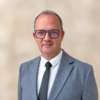 agent_pic_alt