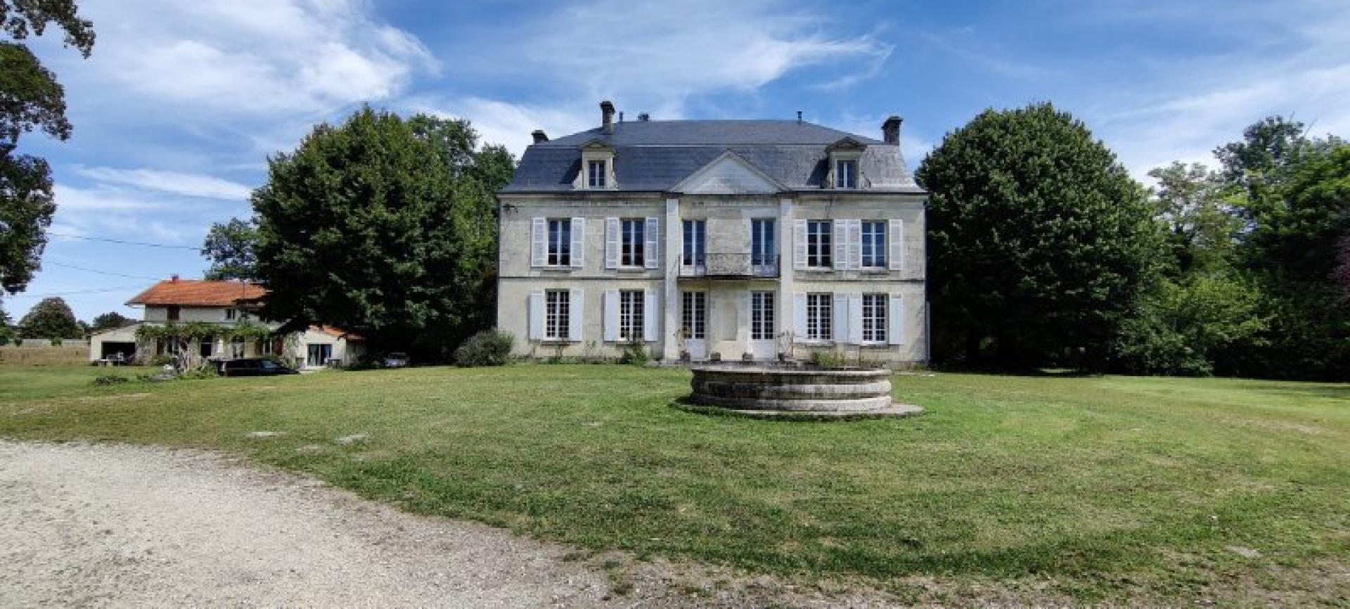 Photo 11 of the listing.