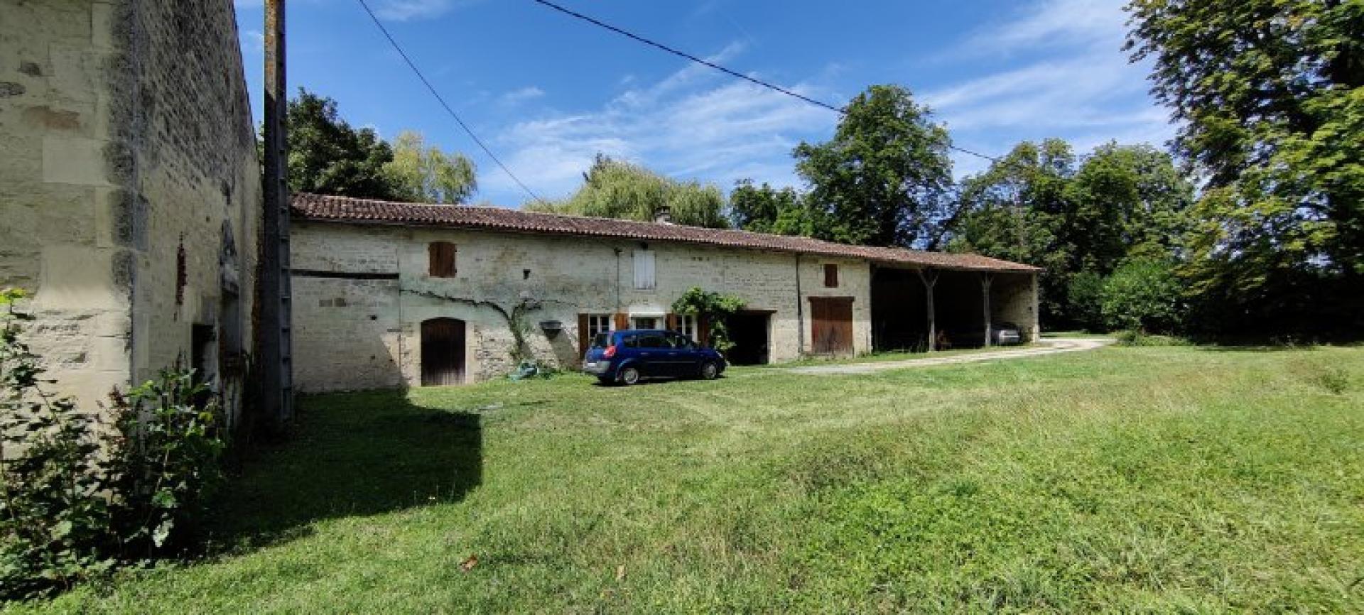 Photo 18 of the listing.