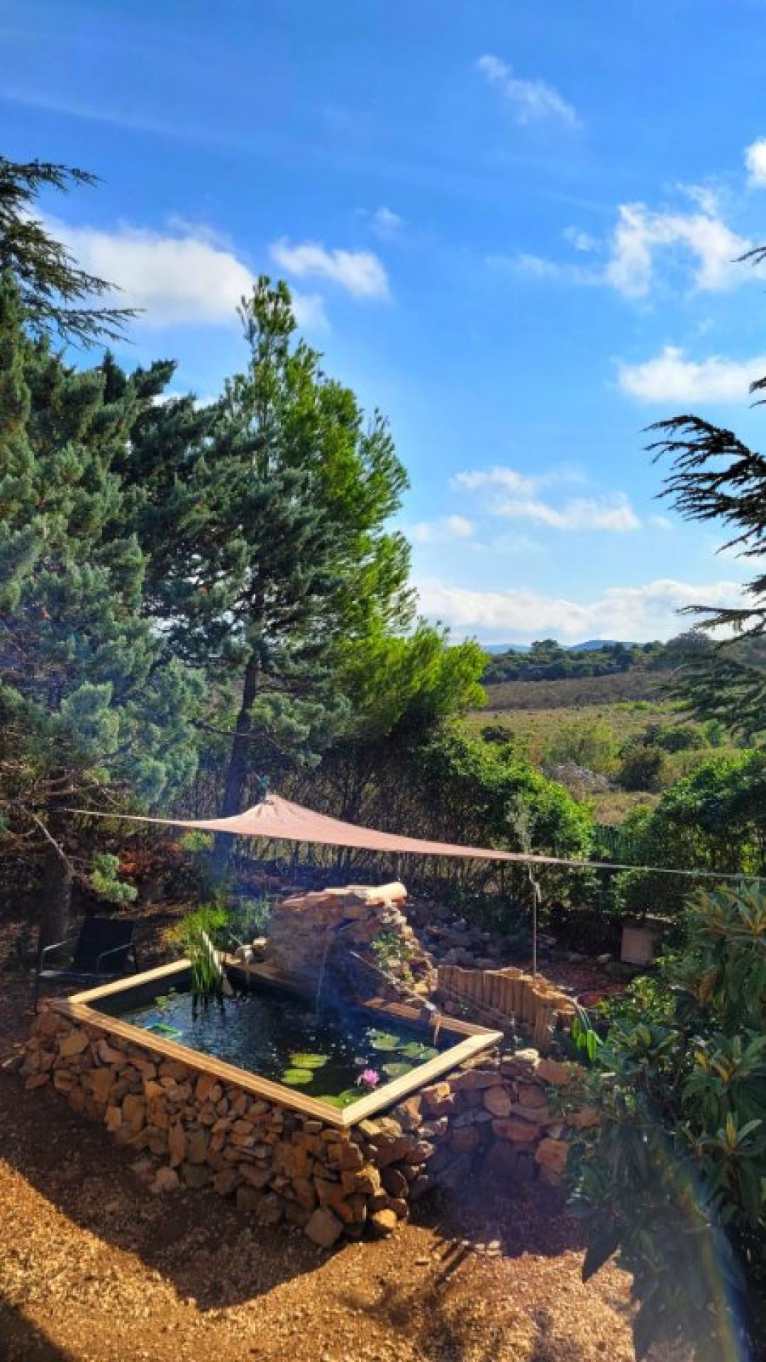 Photo 5 of the listing.