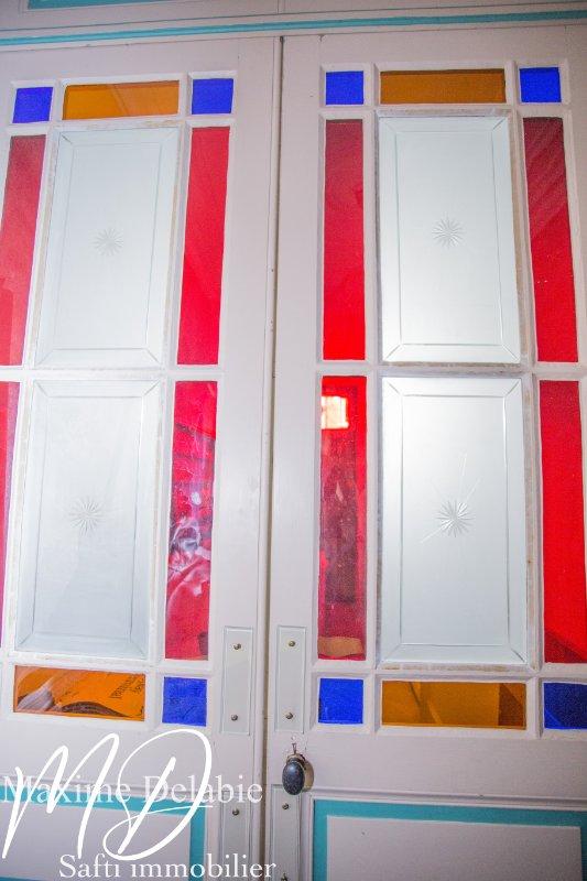 Photo 5 of the listing.