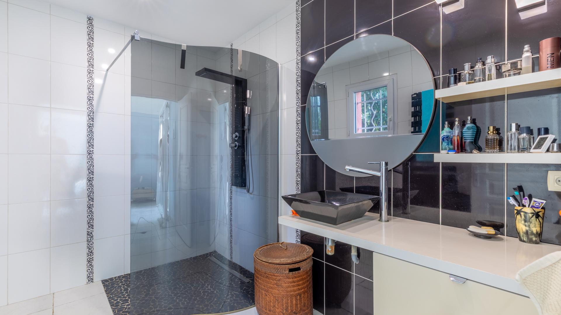 Photo 9 de l'annonce.