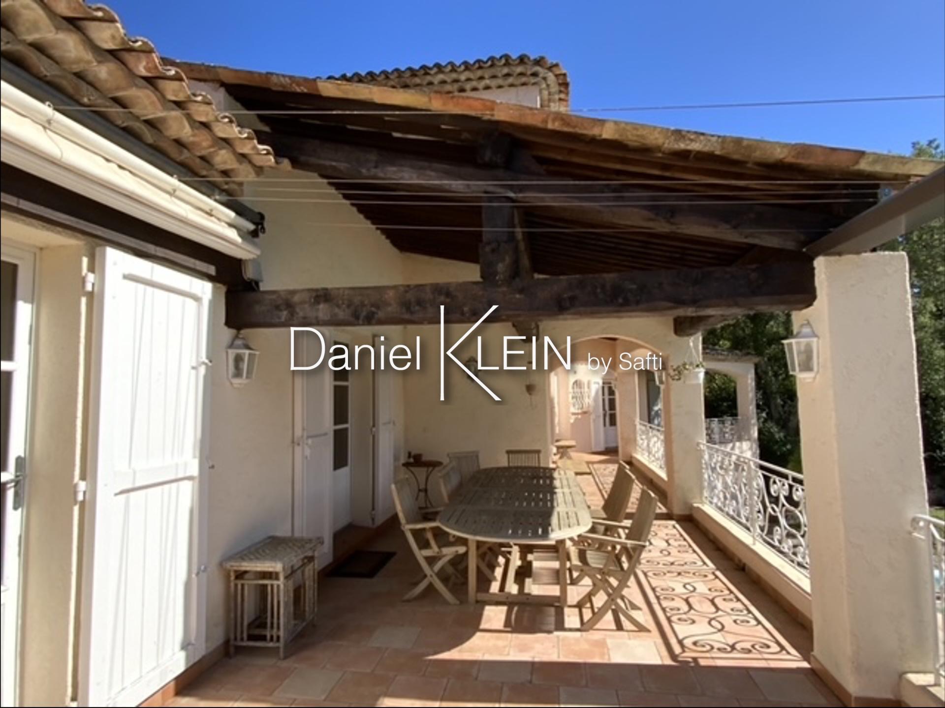 Photo 11 of the listing.