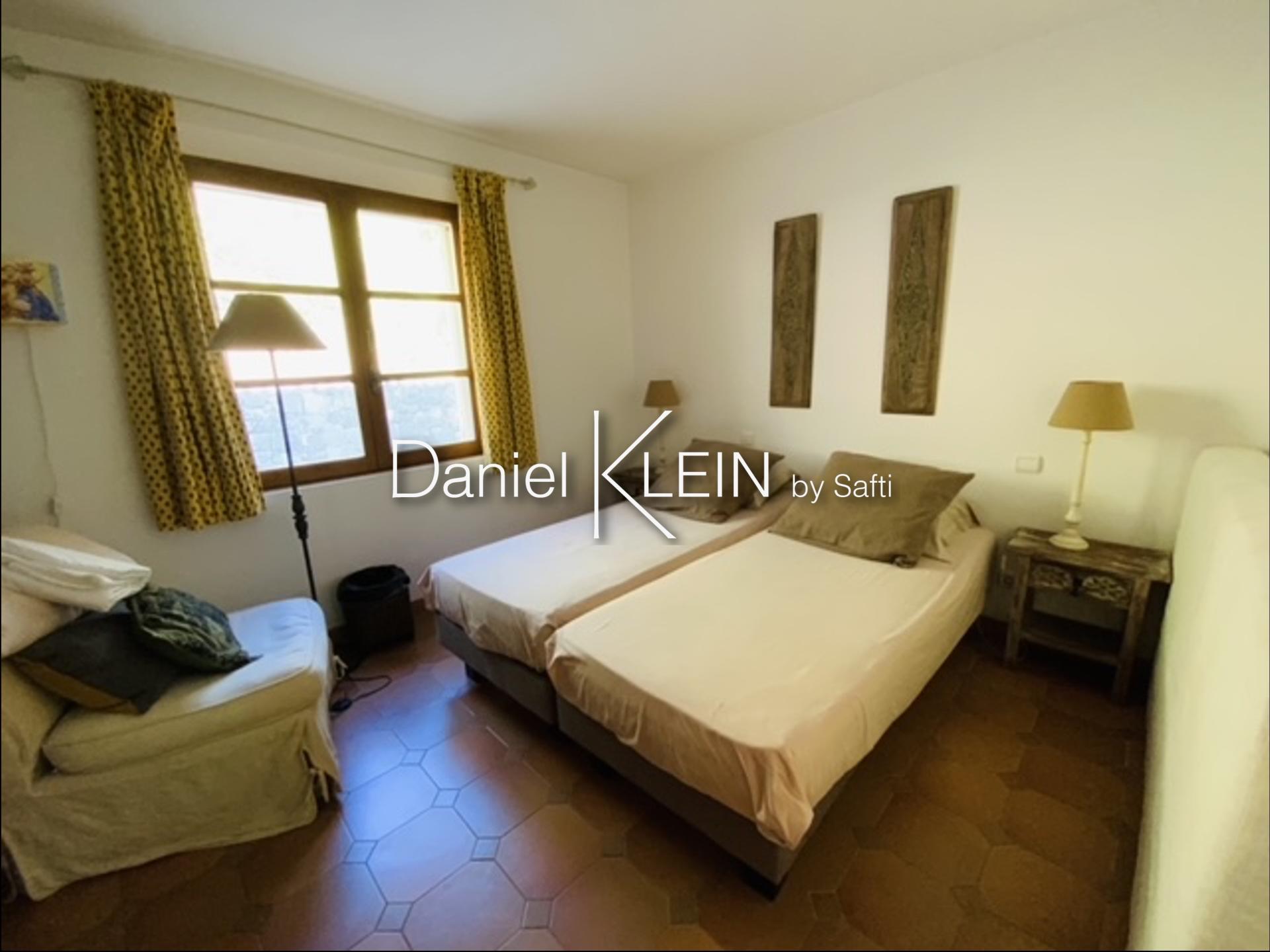 Photo 13 of the listing.