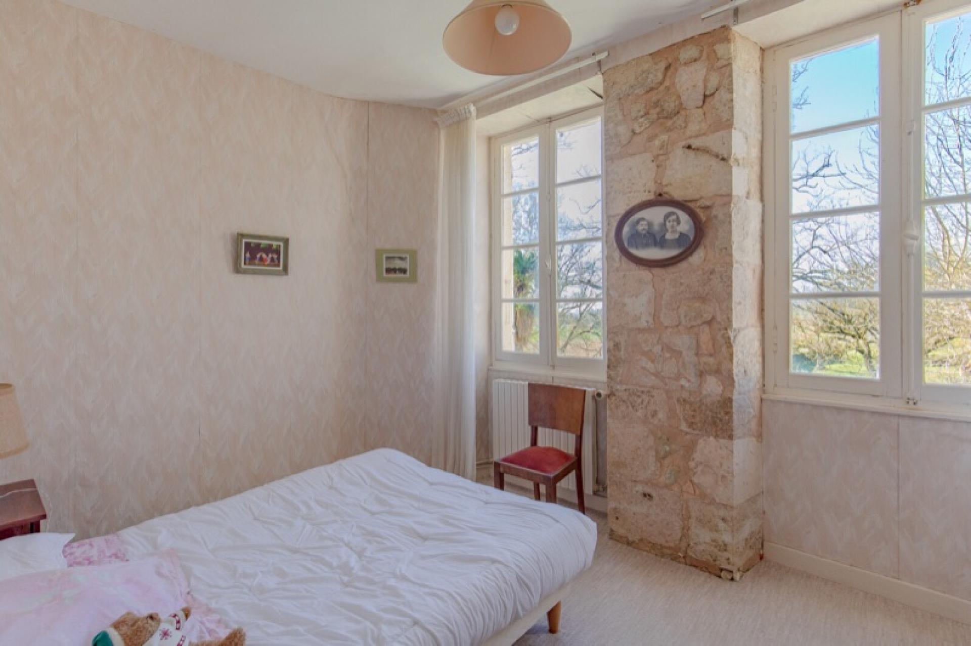 Photo 20 of the listing.