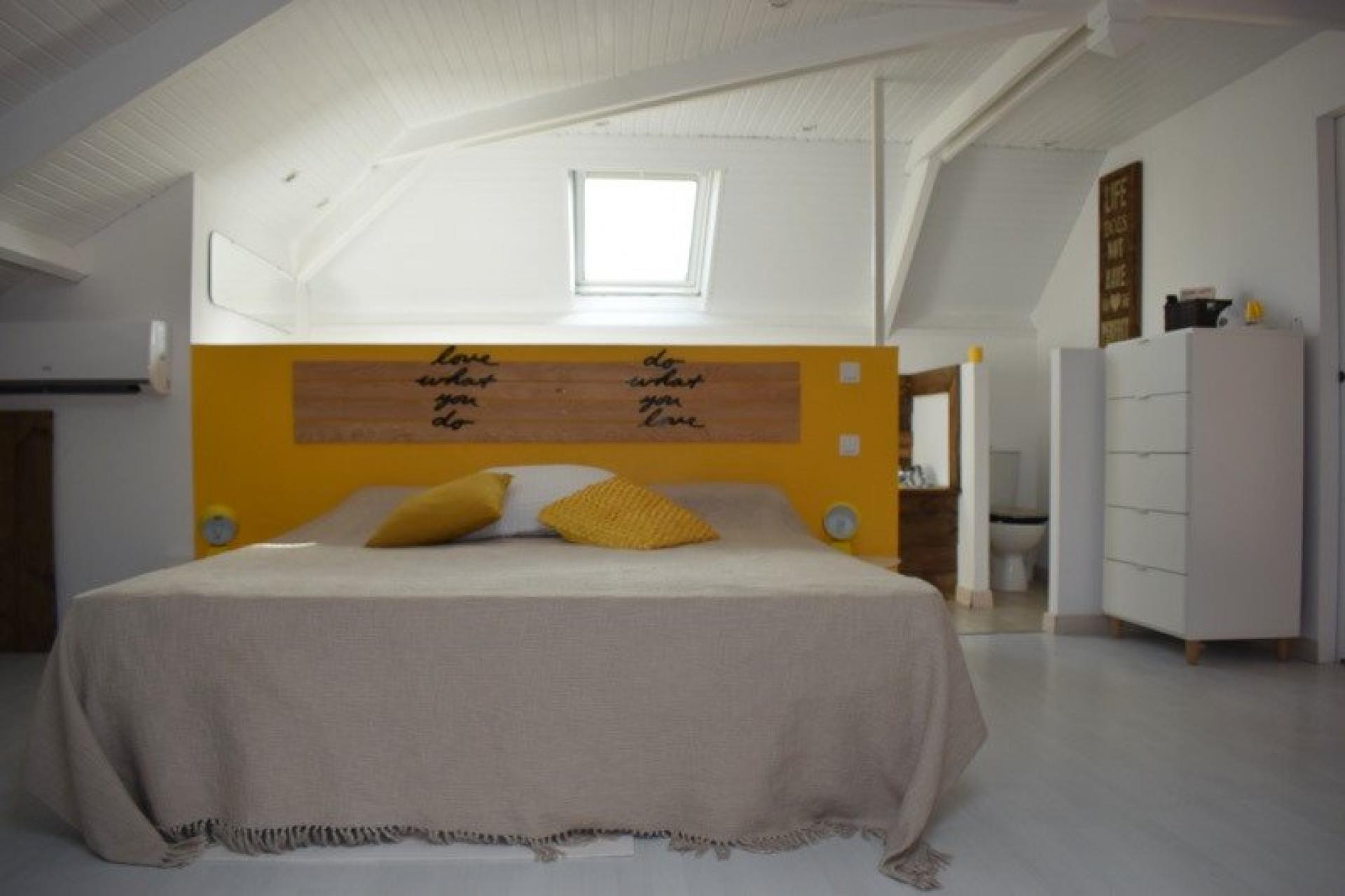 Photo 18 of the listing.