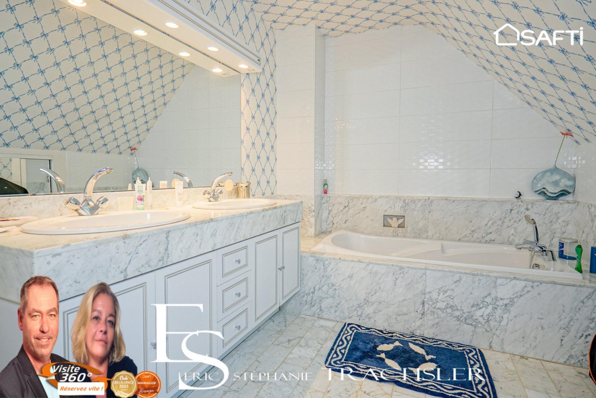 Photo 7 of the listing.