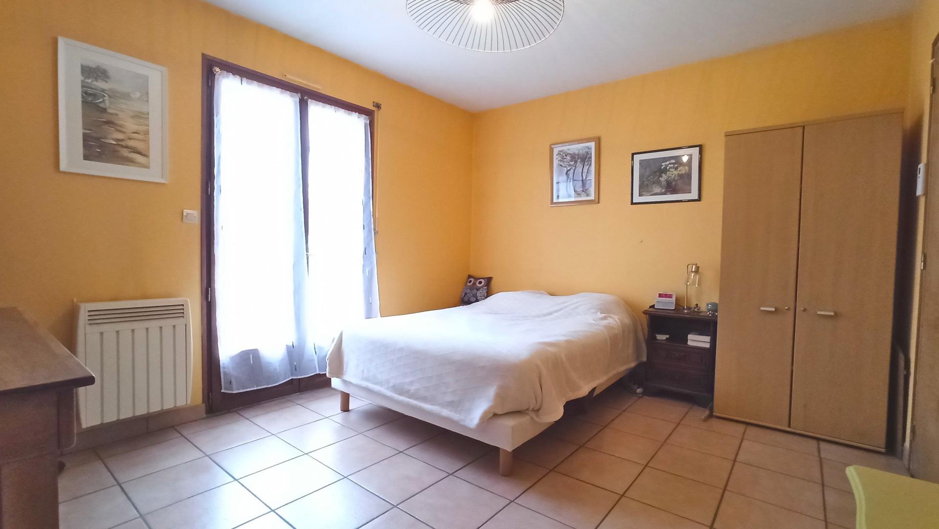 Photo 9 of the listing.