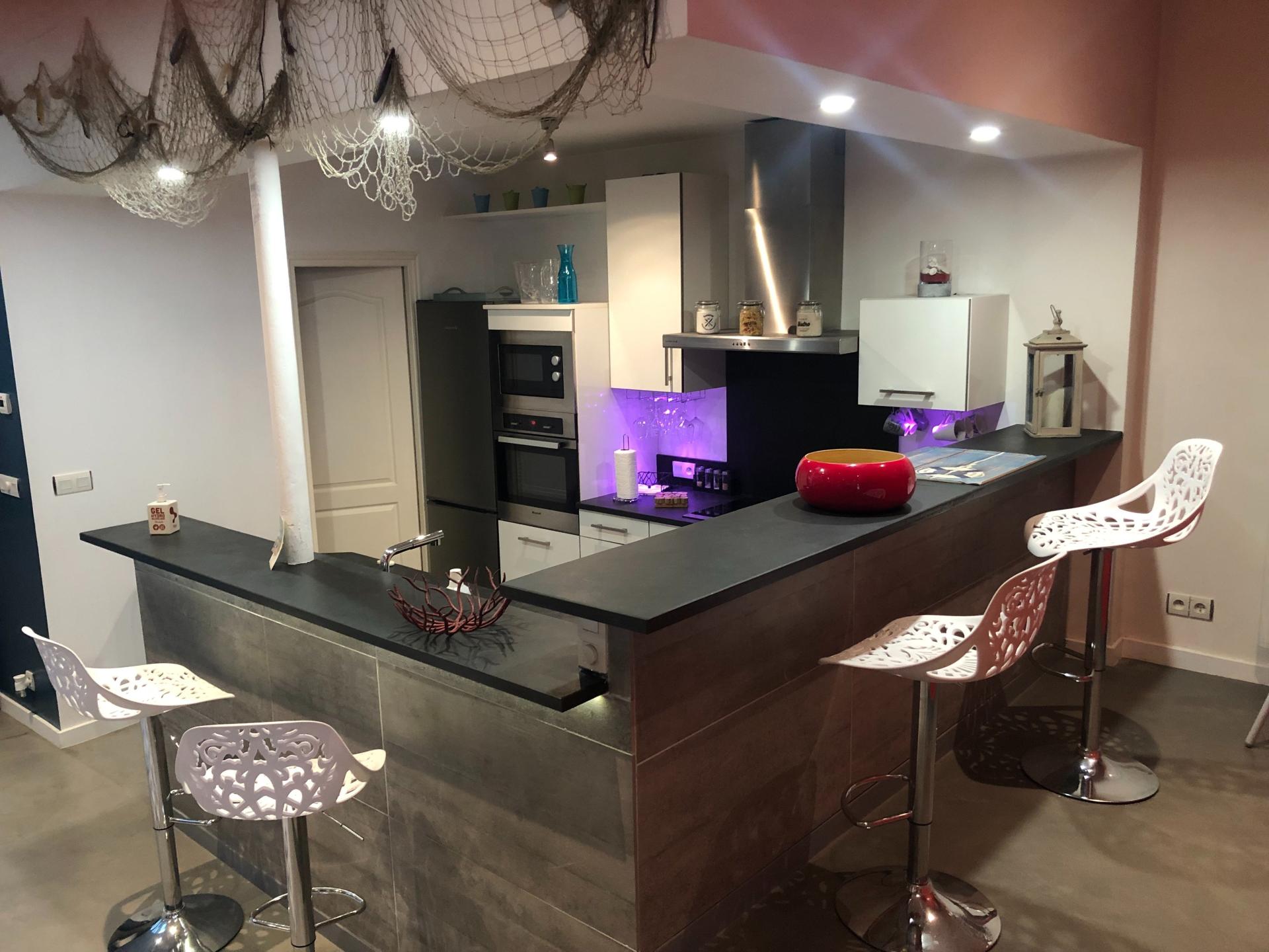 Photo 12 of the listing.