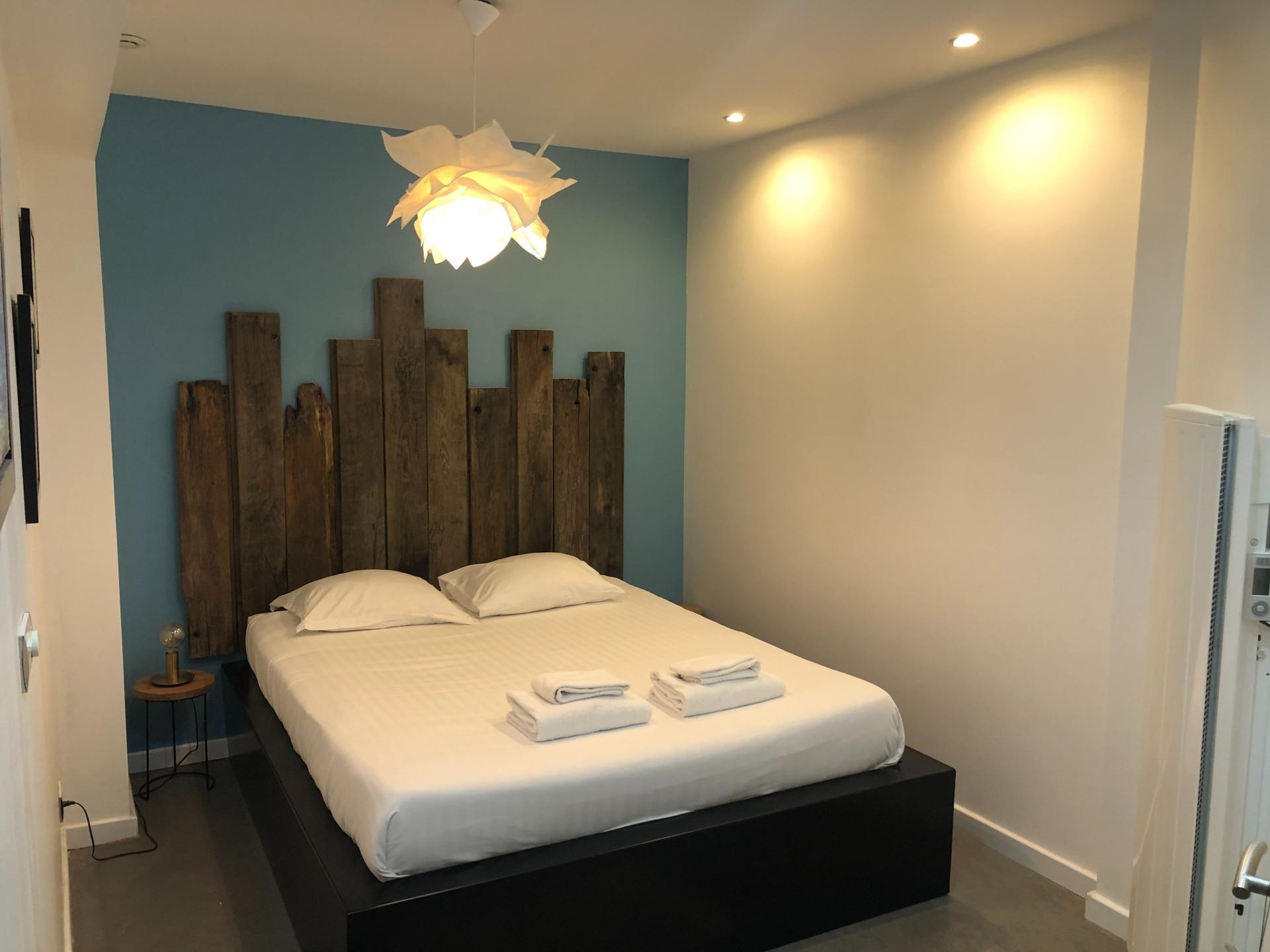 Photo 13 of the listing.