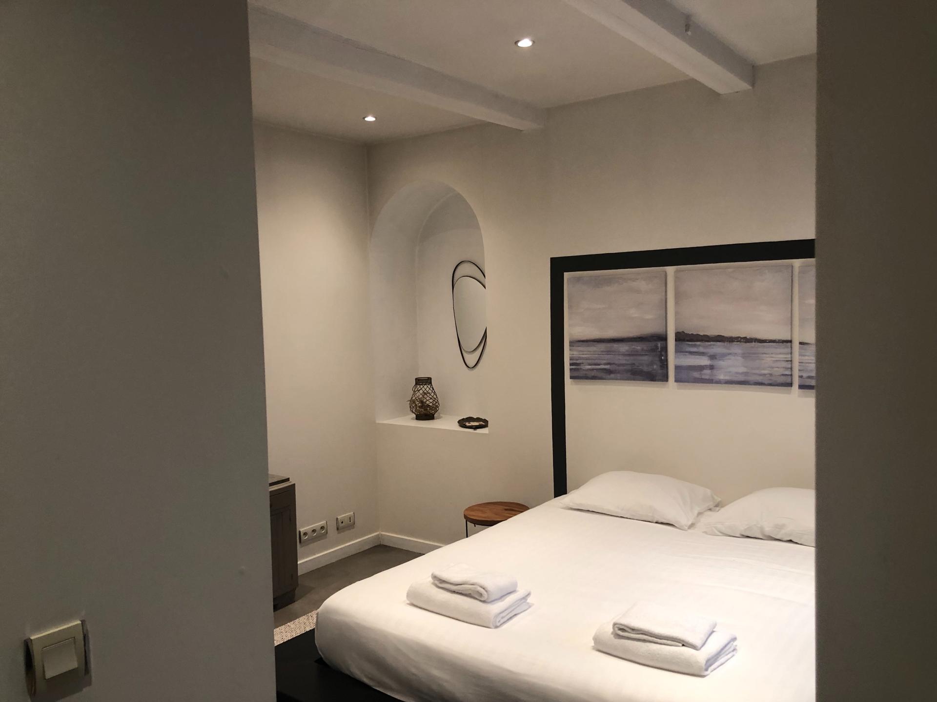 Photo 15 of the listing.