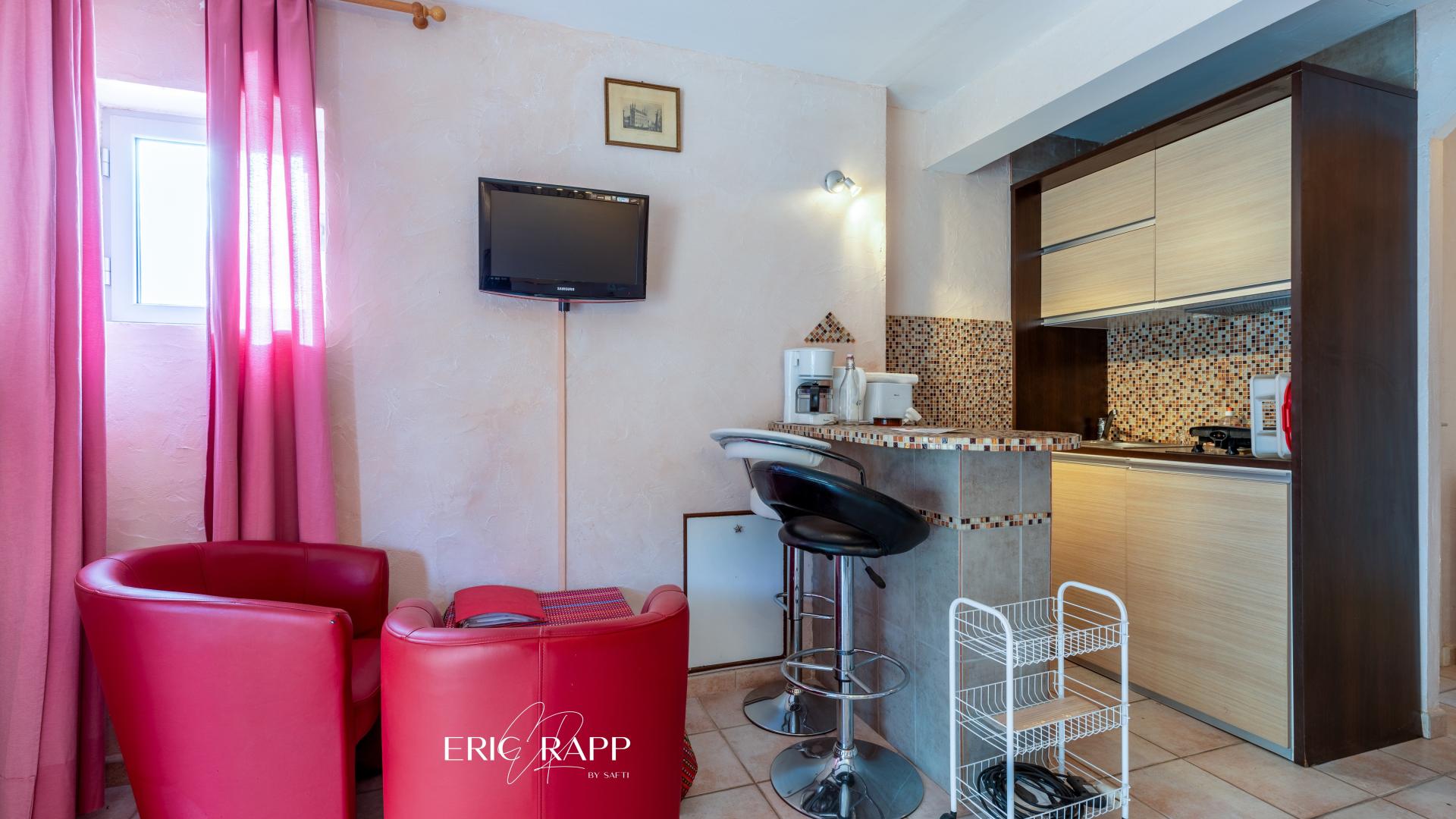 Photo 9 of the listing.