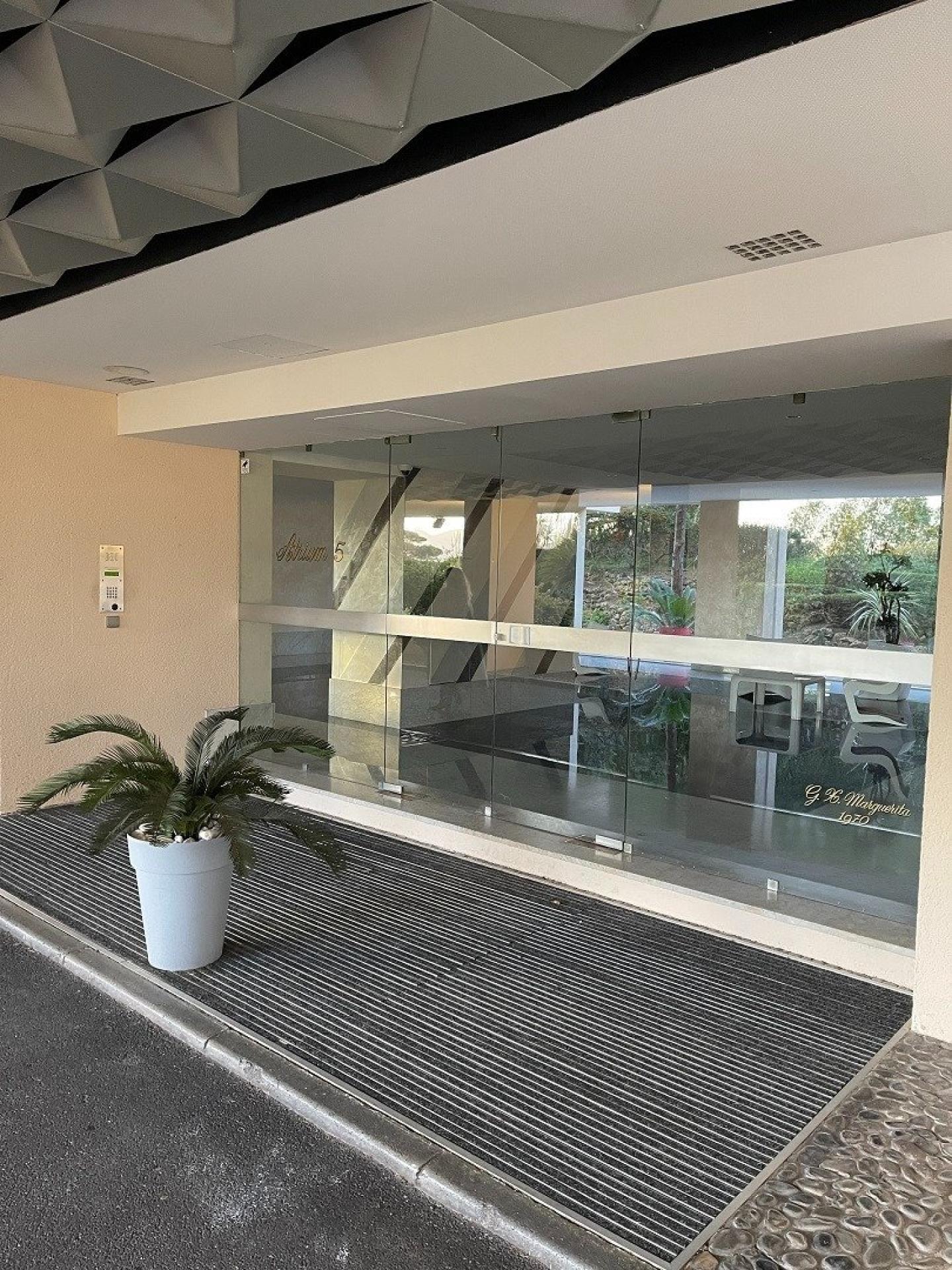 Photo 5 of the listing.