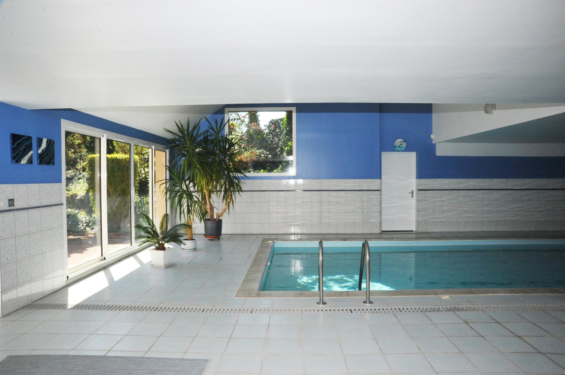 Photo 12 of the listing.