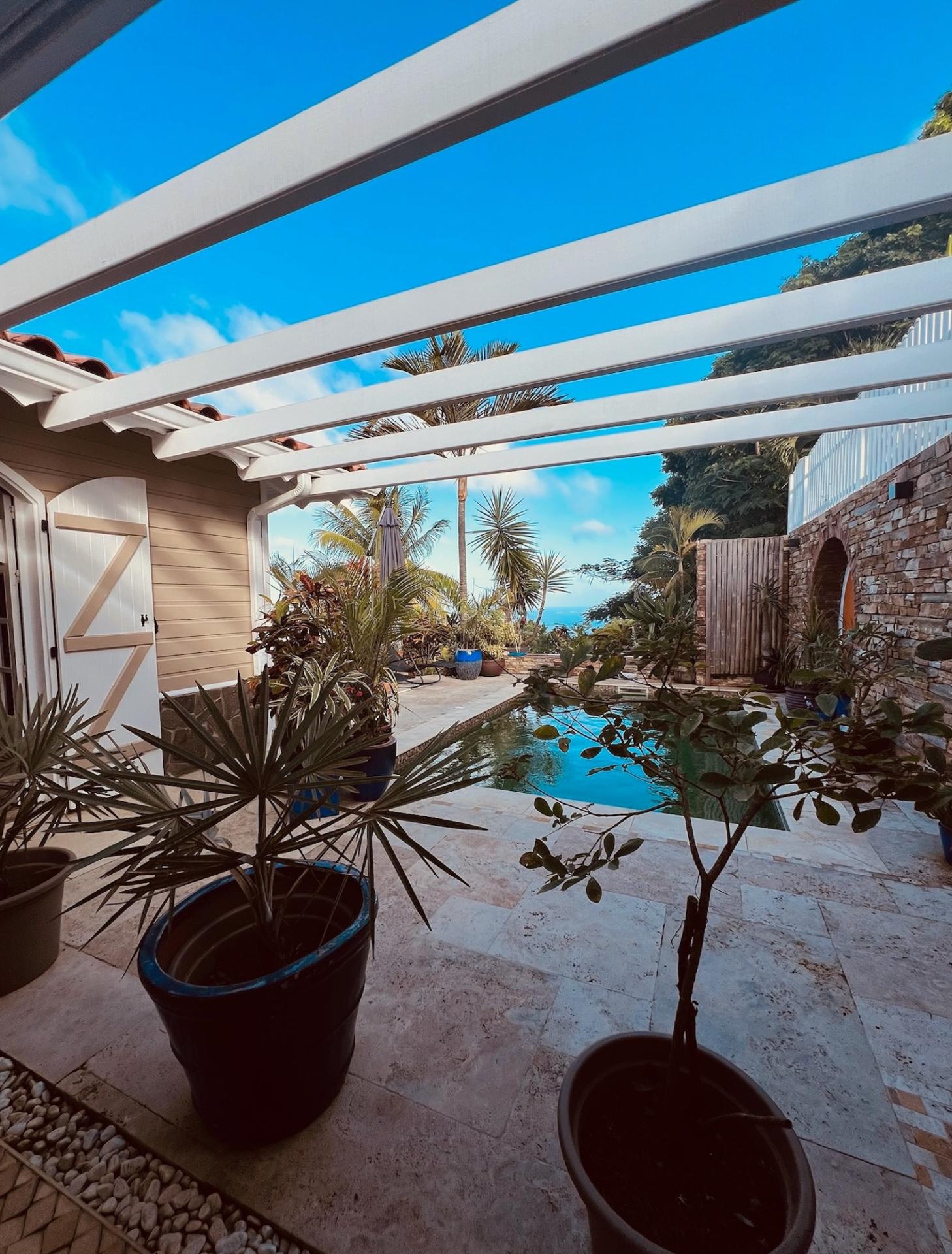 Photo 4 of the listing.