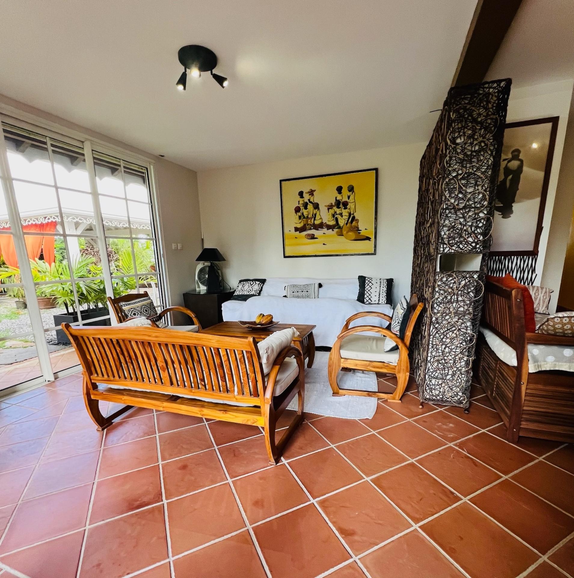 Photo 11 of the listing.