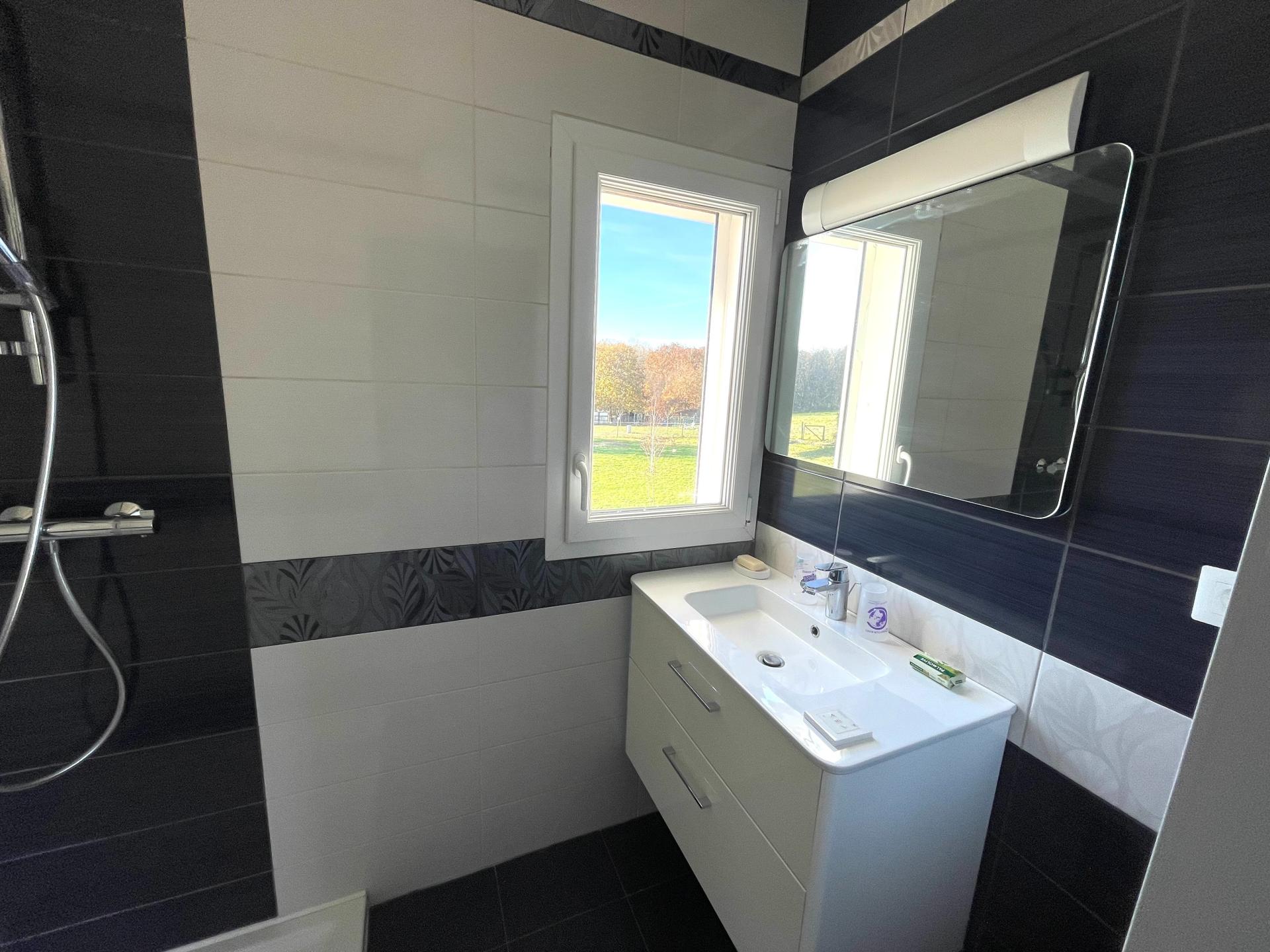 Photo 15 of the listing.