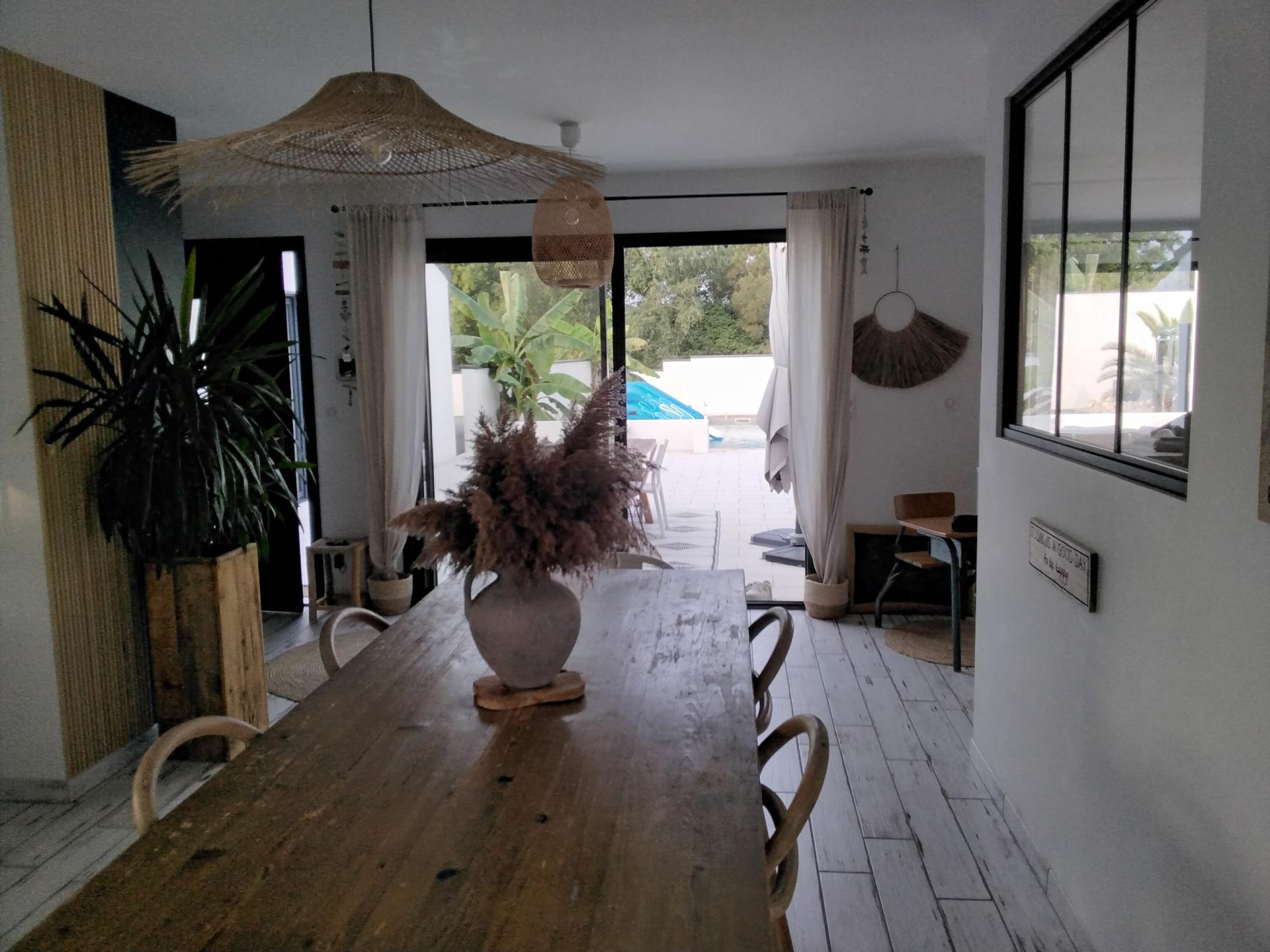 Photo 3 of the listing.