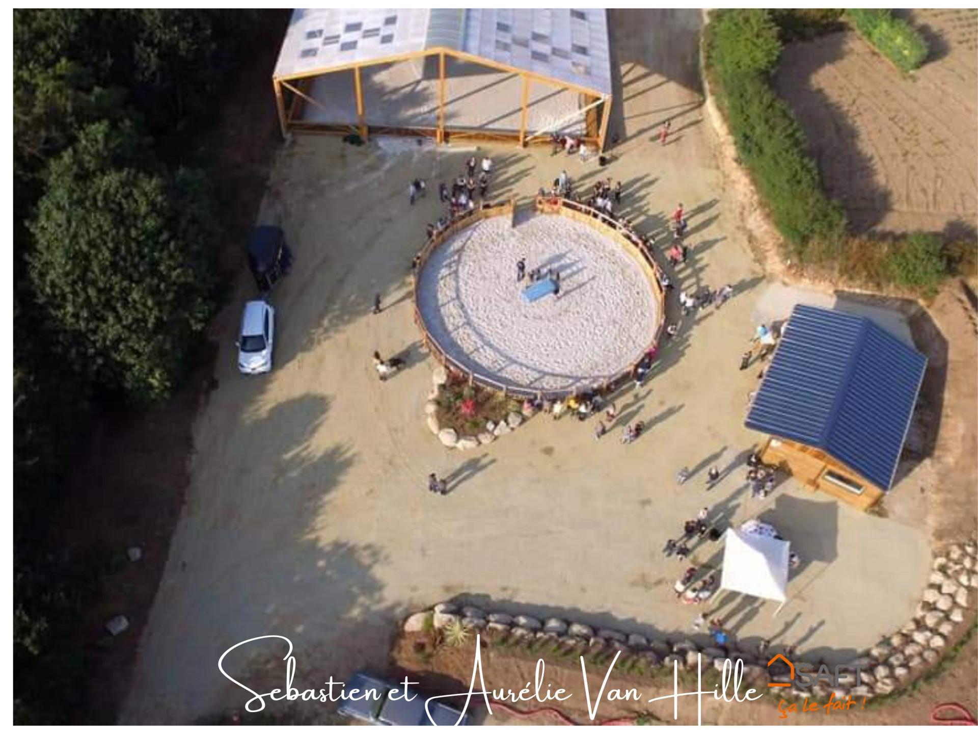 Photo 12 of the listing.