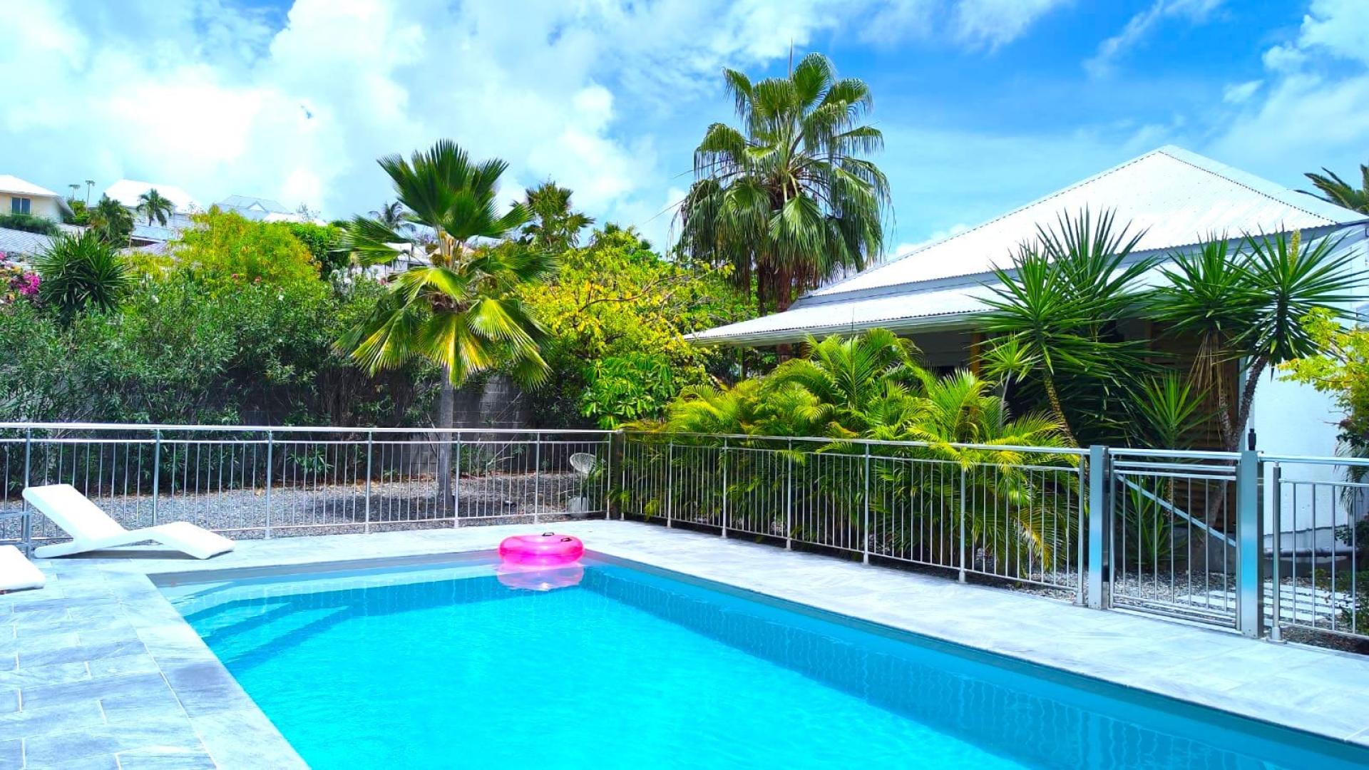 Photo 7 of the listing.