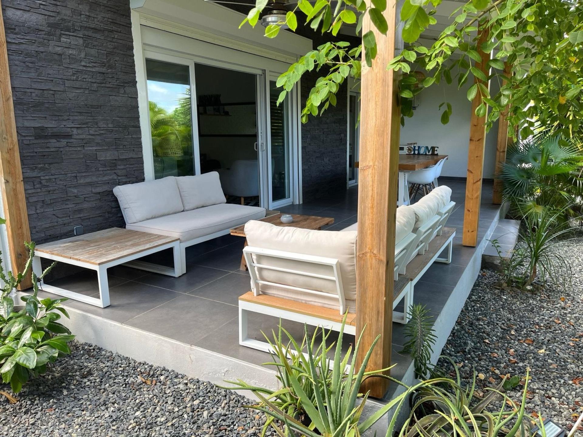 Photo 9 of the listing.