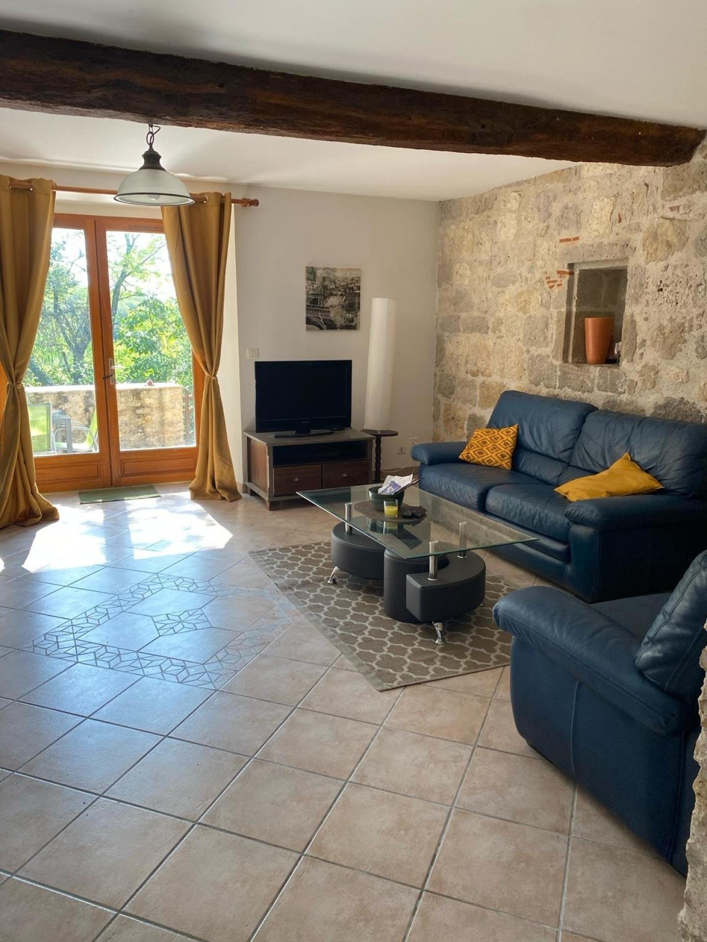 Photo 14 of the listing.