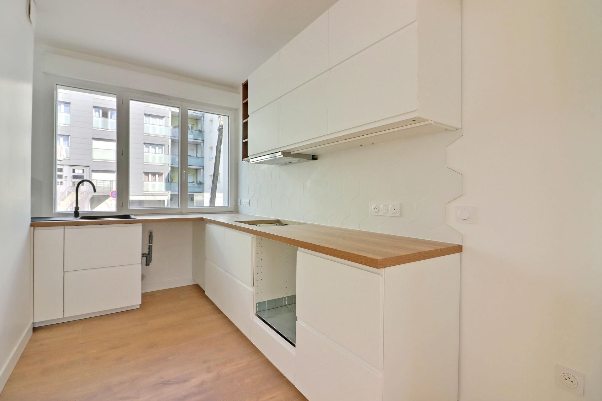 Photo 9 of the listing.