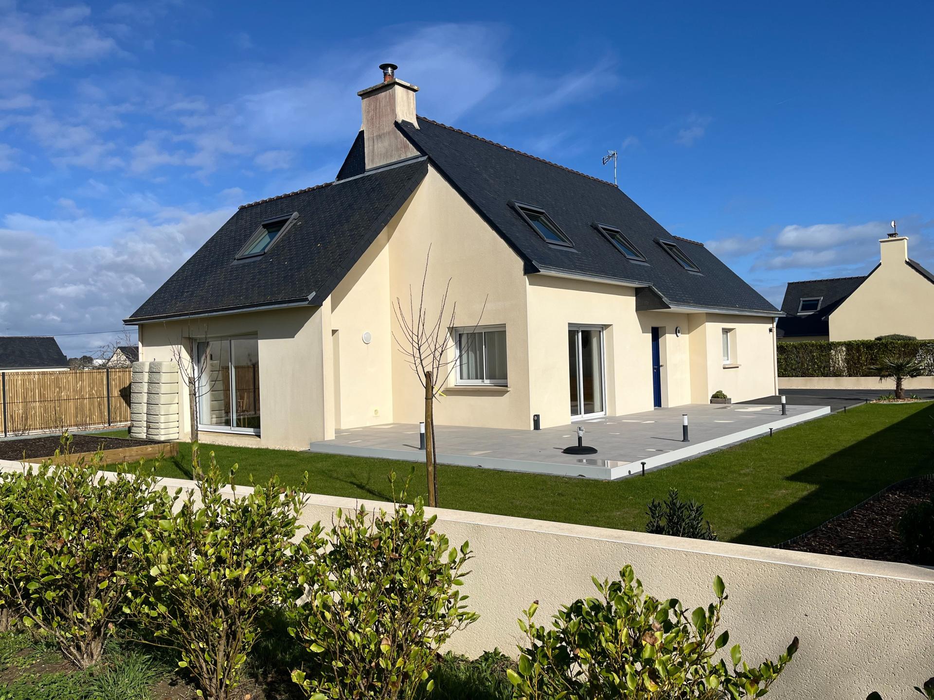 Photo 3 of the listing.