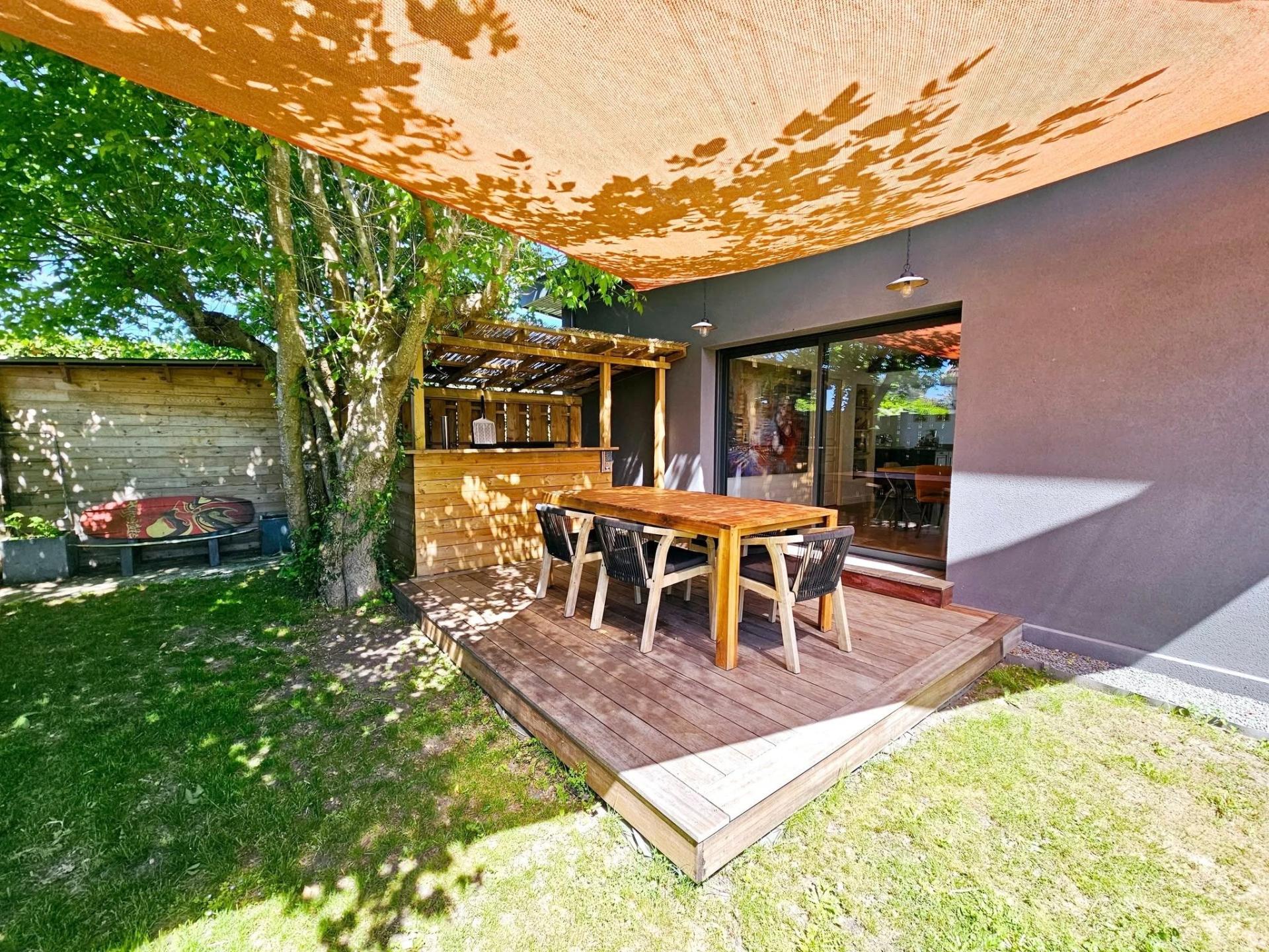 Photo 17 of the listing.