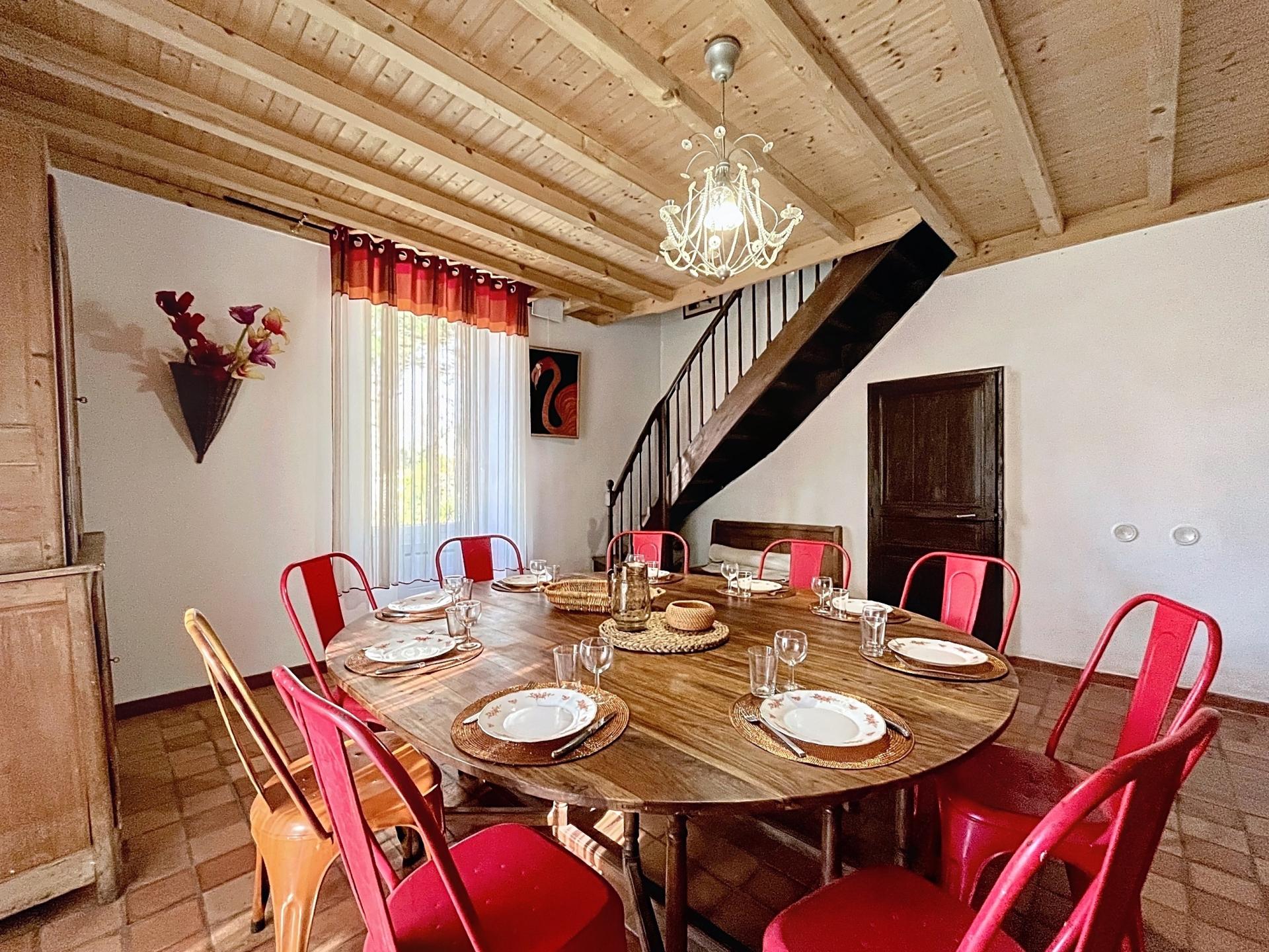 Photo 6 of the listing.