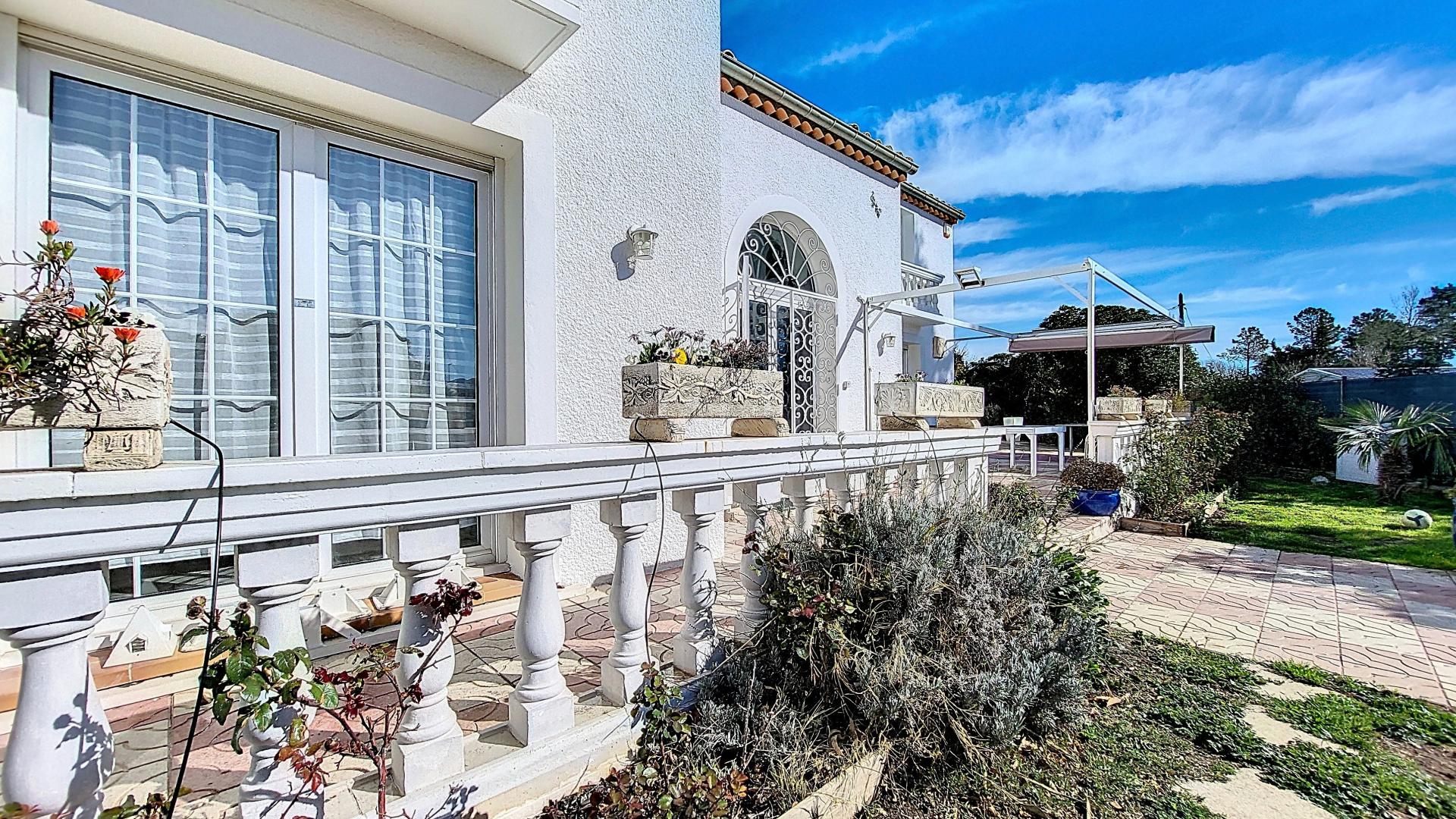 Photo 9 of the listing.