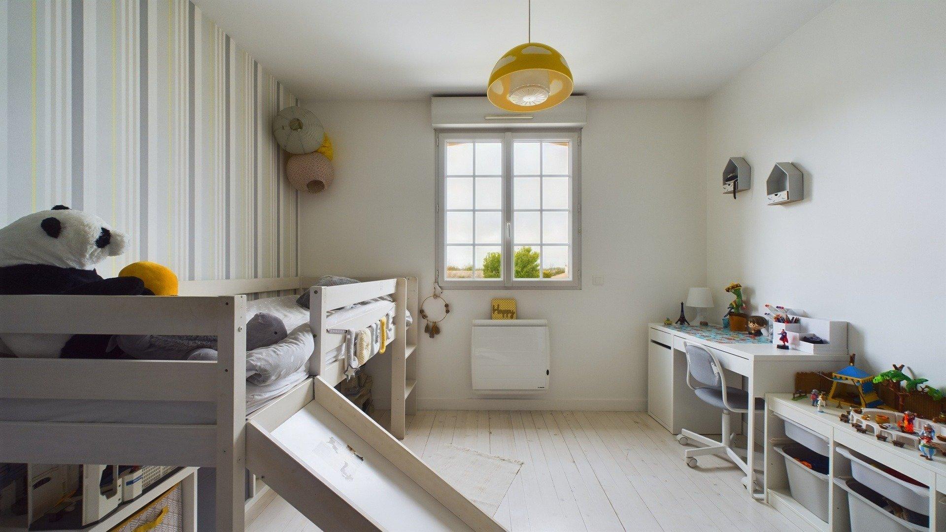 Photo 10 of the listing.