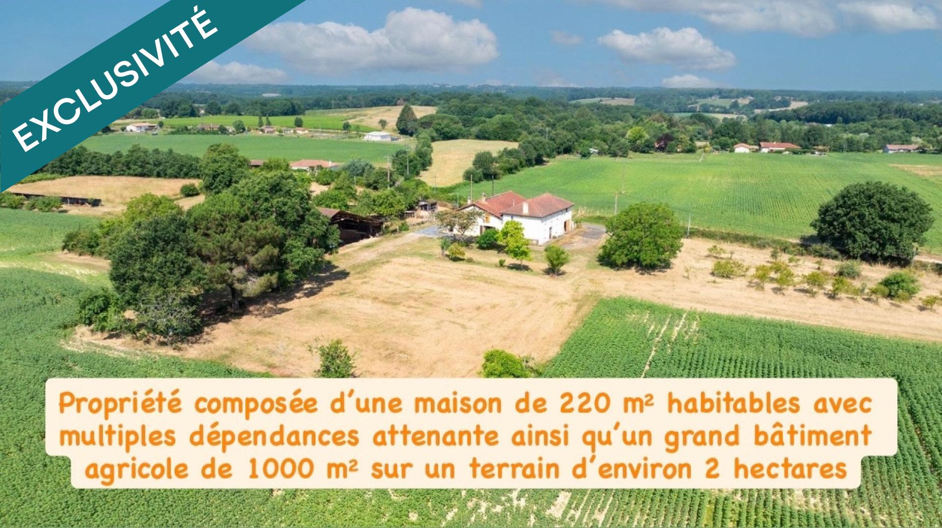 Propriété agricole de 220m² avec grande dépendance de 1000m² sur un terrain d'environ 2 hectares