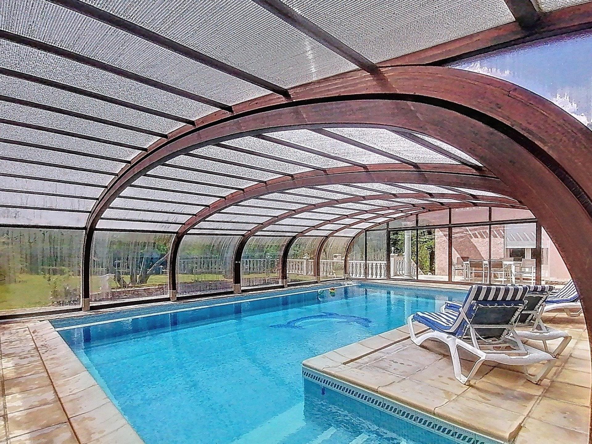 Photo 5 of the listing.