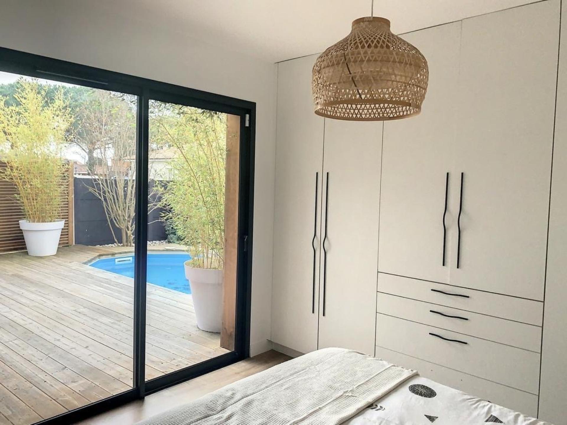 Photo 3 of the listing.