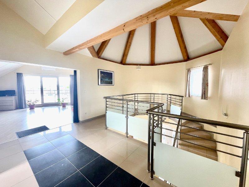 Photo 16 of the listing.