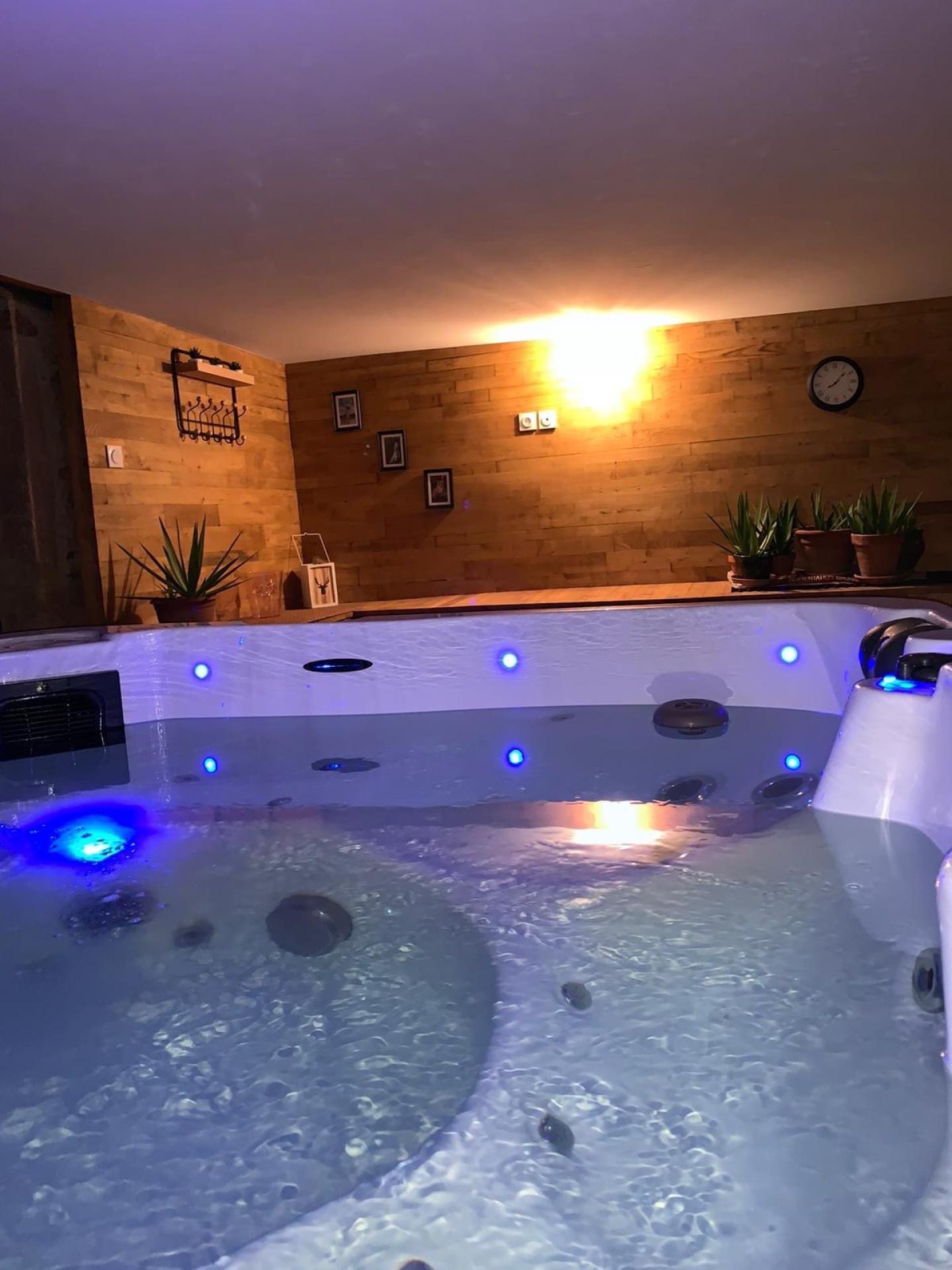 Photo 7 of the listing.