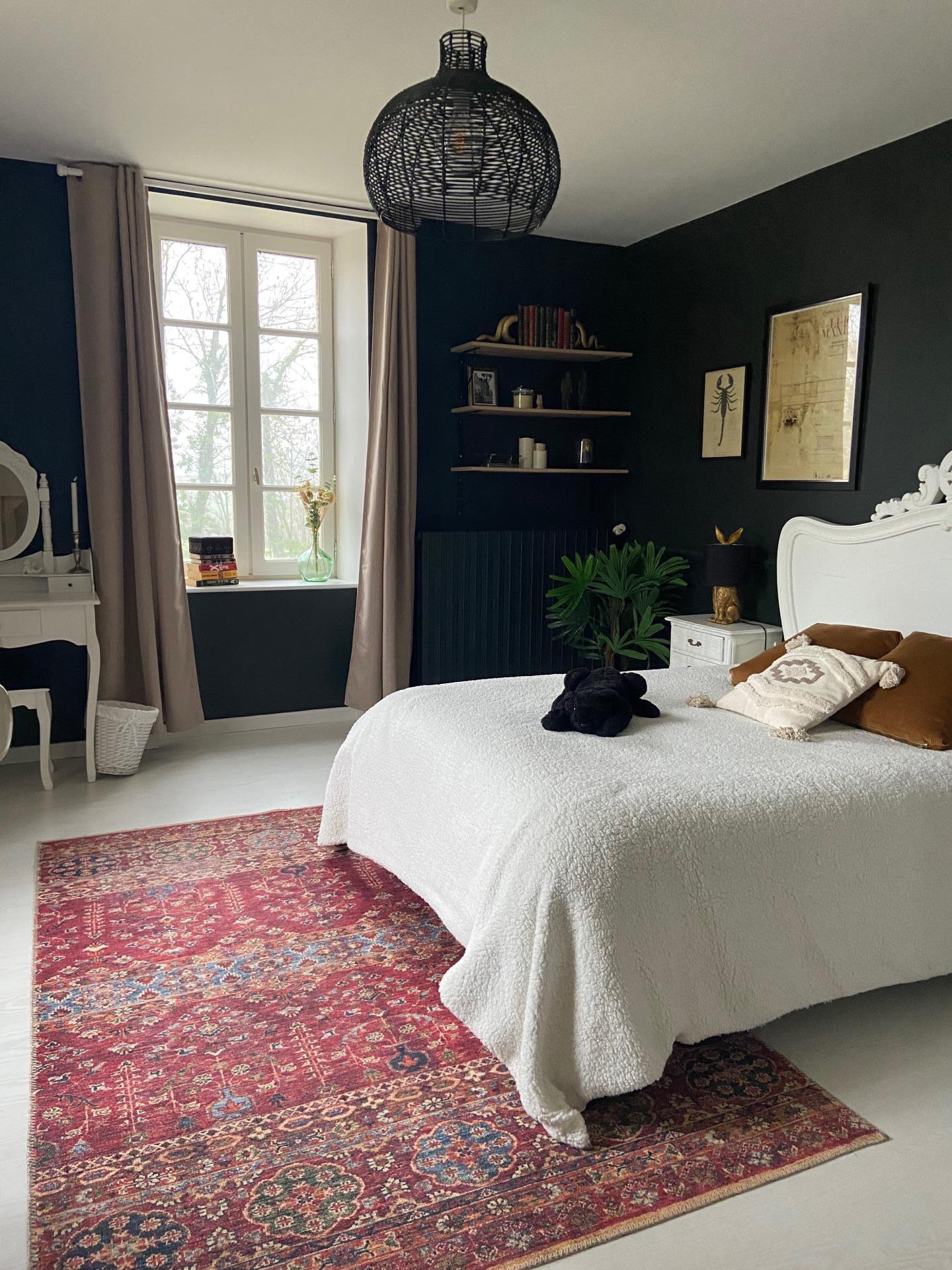 Photo 8 of the listing.