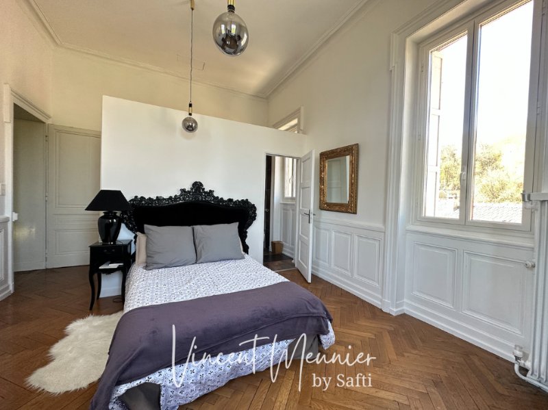 Photo 13 of the listing.