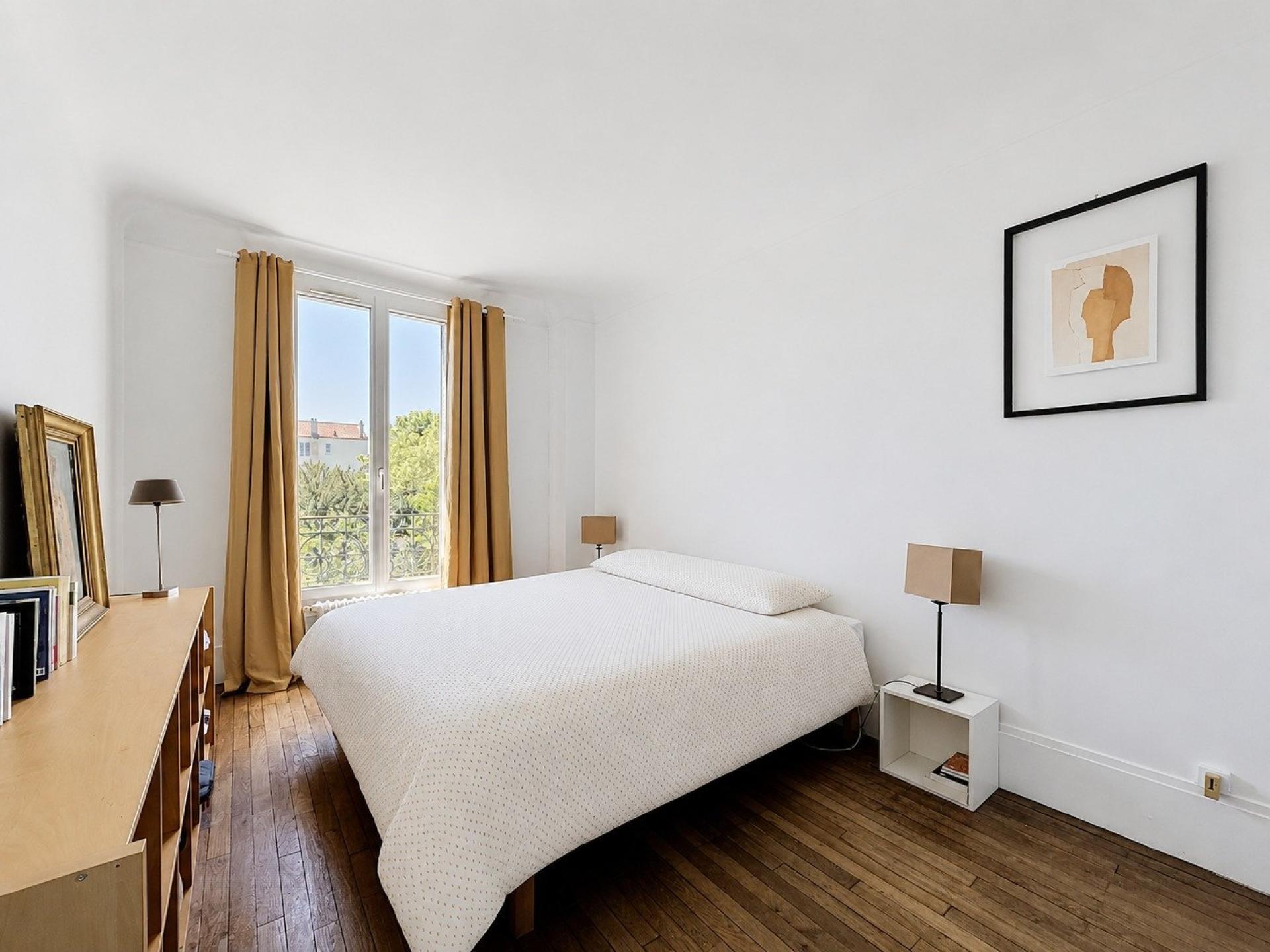 Photo 7 of the listing.