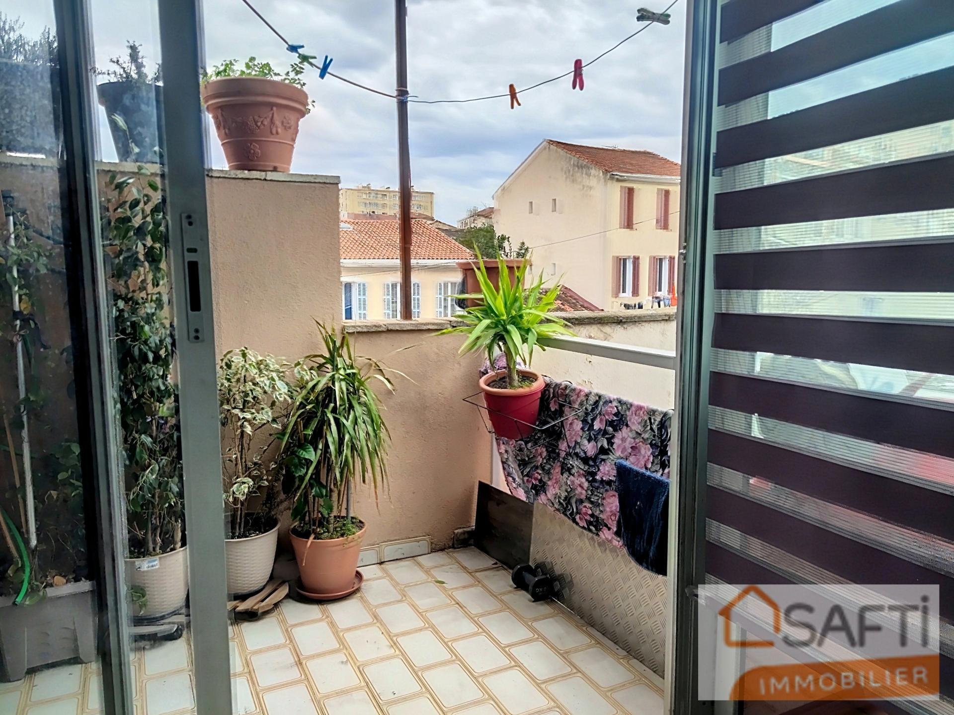 Vente d'appartement 4 pièces à Marseille 3e Arrondissement 13003