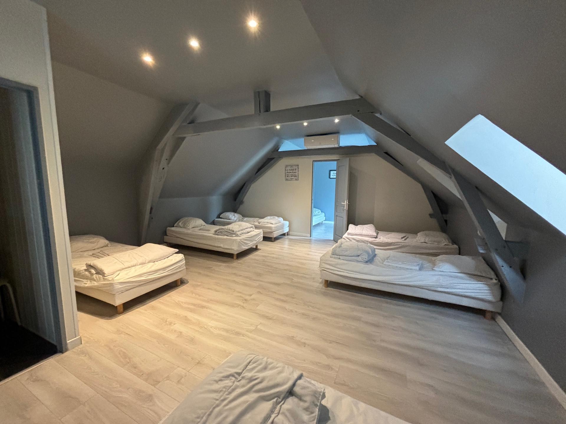 Photo 12 of the listing.