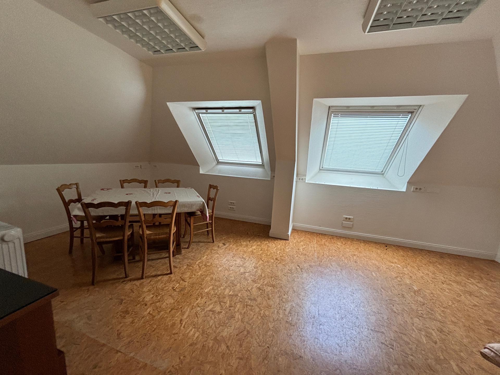 Photo 19 of the listing.