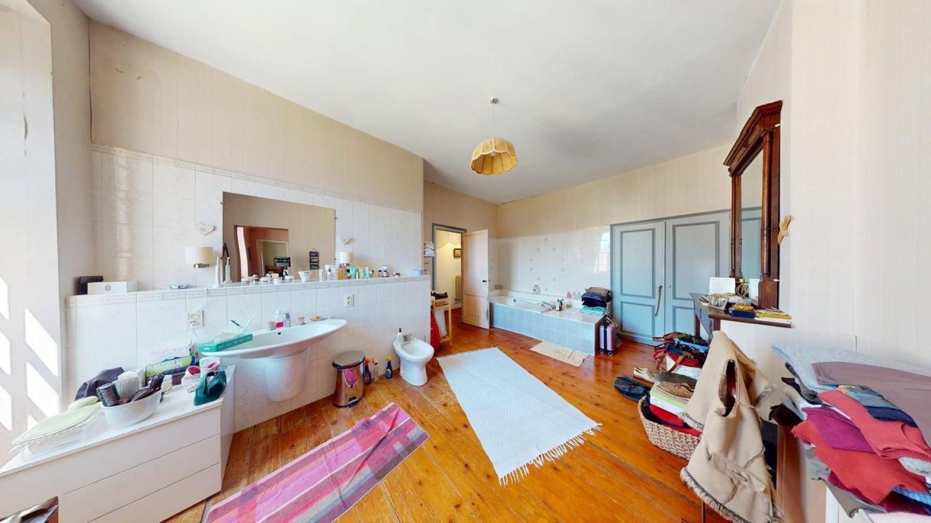 Photo 12 of the listing.