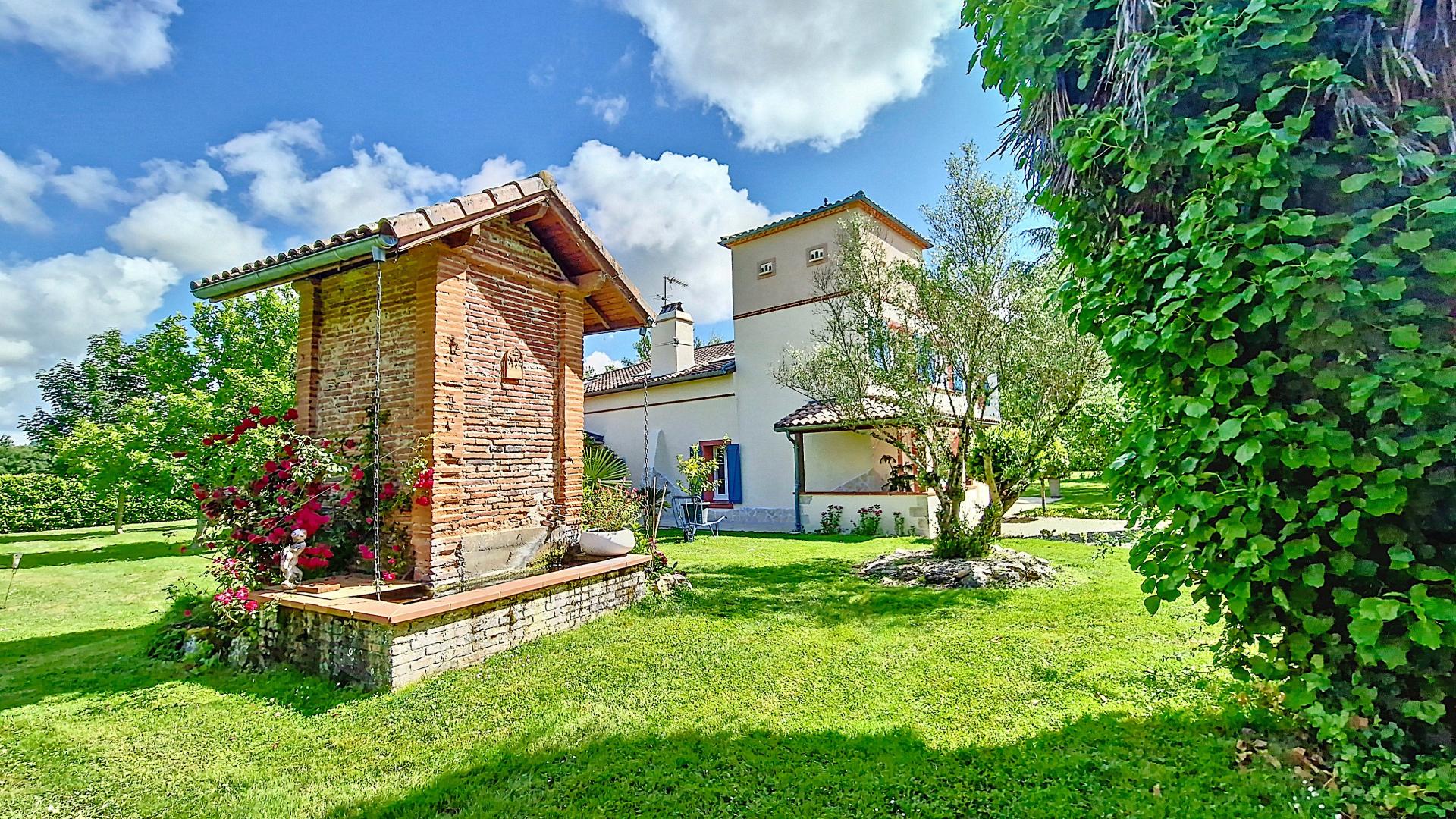 Photo 7 of the listing.