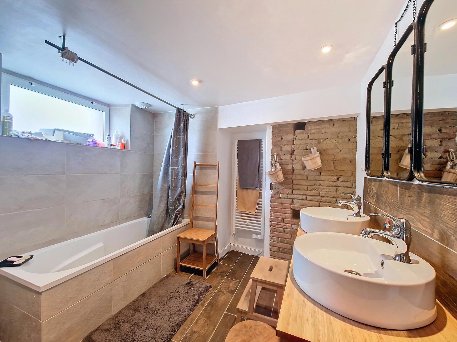 Photo 27 de l'annonce.