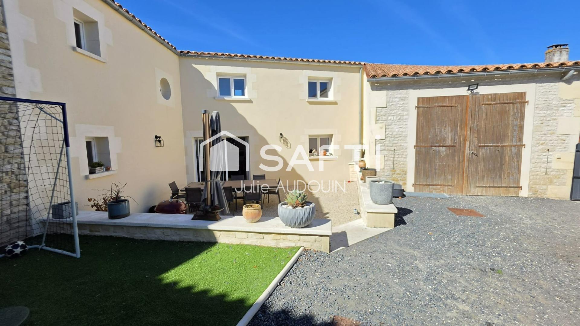 Maison 7 pièces 173 m² · à Blanzac-les-Matha · 173 m² · 285 000 €